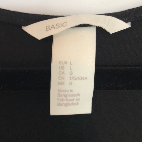 Simple Black Mini - Picture 3 of 3